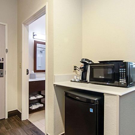 Comfort Suites Nw Dallas Near Love Field Luaran gambar