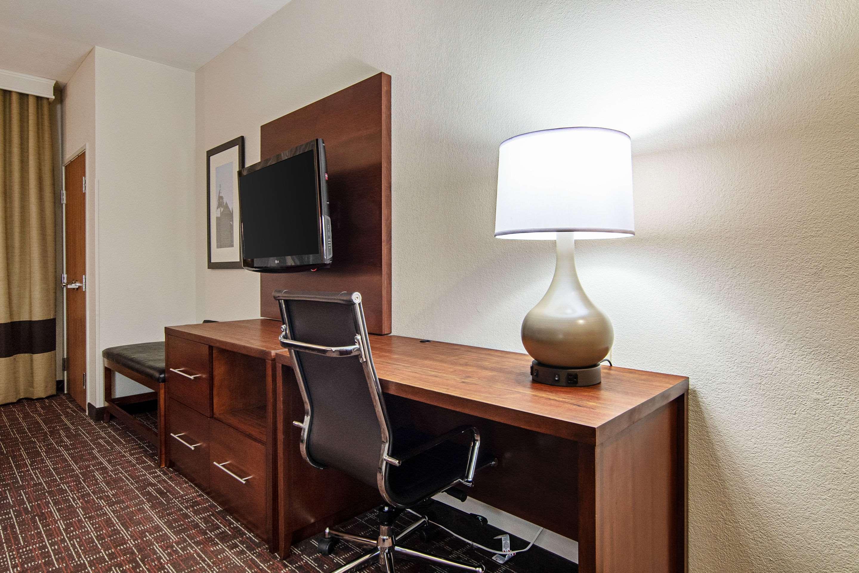 Comfort Suites Nw Dallas Near Love Field Luaran gambar