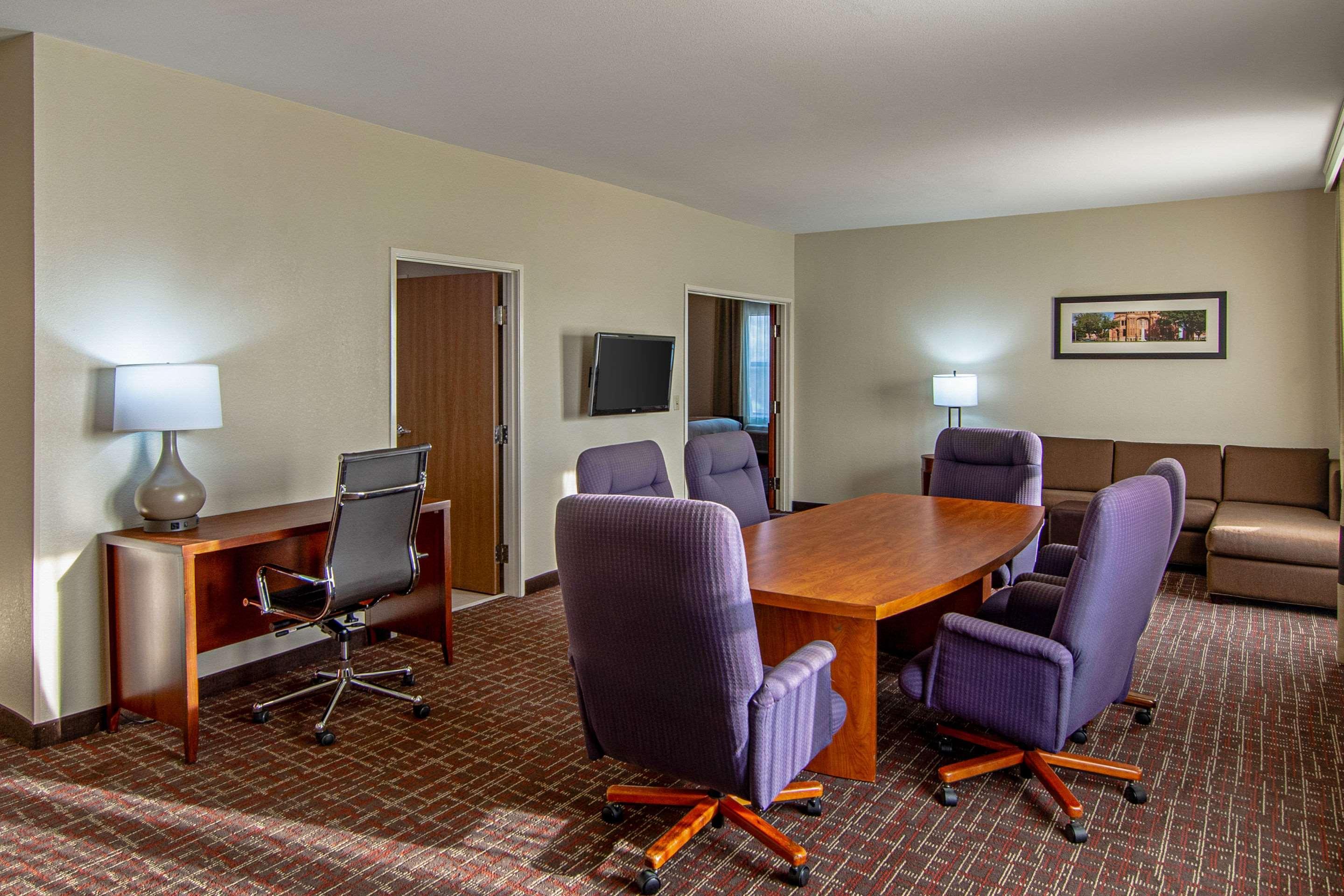 Comfort Suites Nw Dallas Near Love Field Luaran gambar