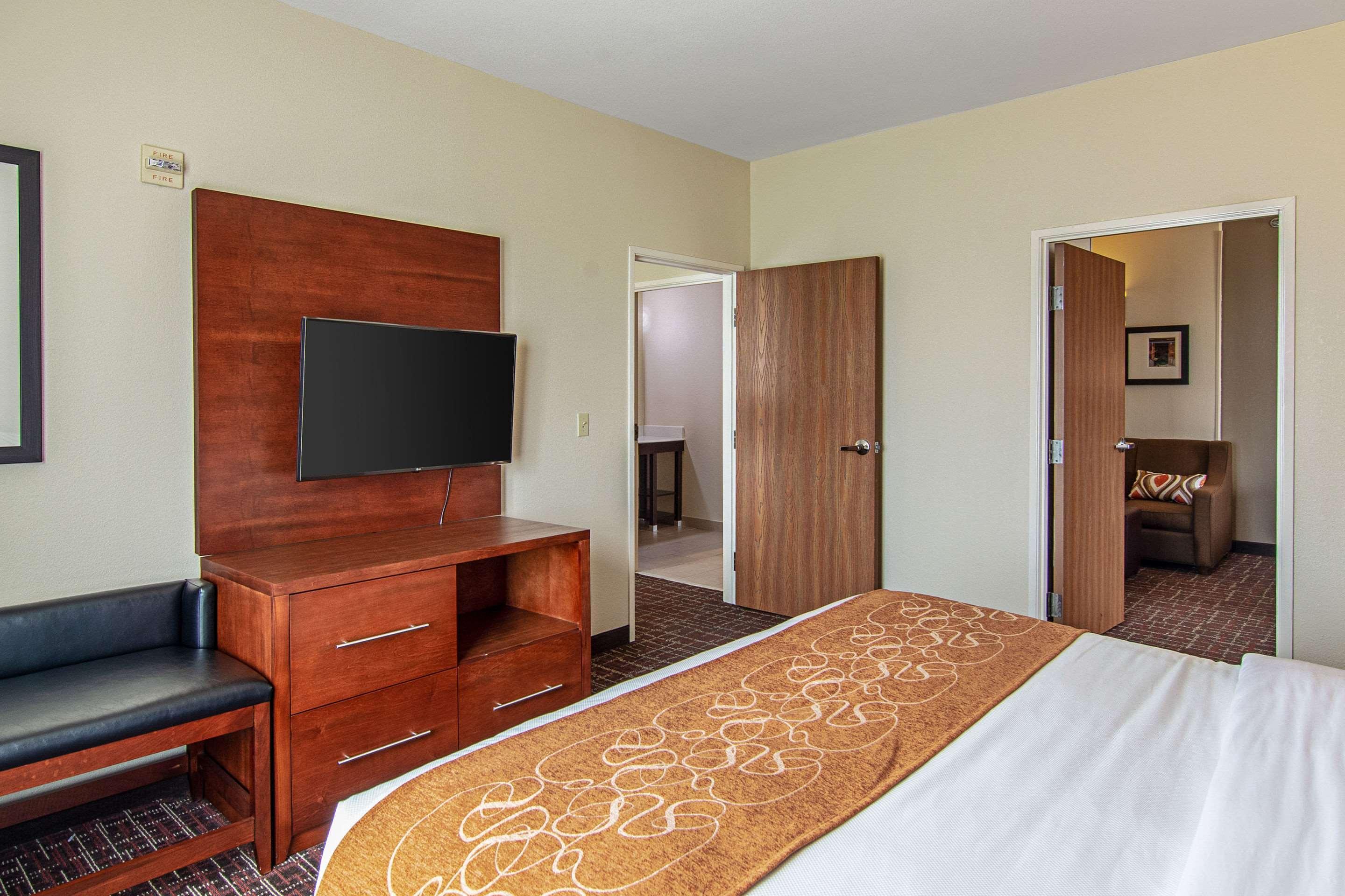 Comfort Suites Nw Dallas Near Love Field Luaran gambar