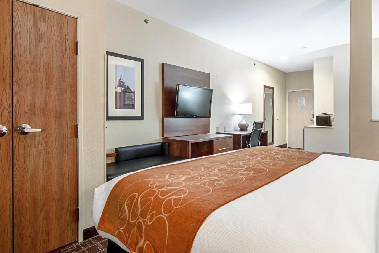 Comfort Suites Nw Dallas Near Love Field Luaran gambar